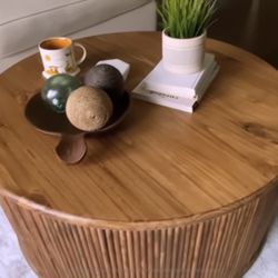Round Wooden Coffe Table
