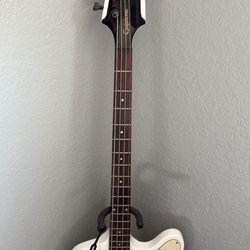Epiphone Thunderbird Bass Guitar