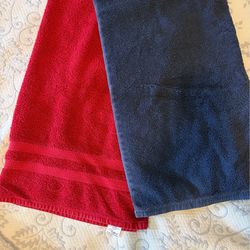 2 bath towels