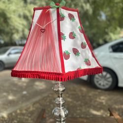 Strawberry Stiffel Lamp OBO