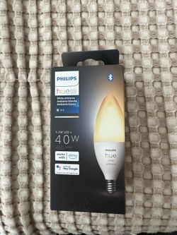 Philips Hue White Ambiance Candle Shaped Bulb (E12)