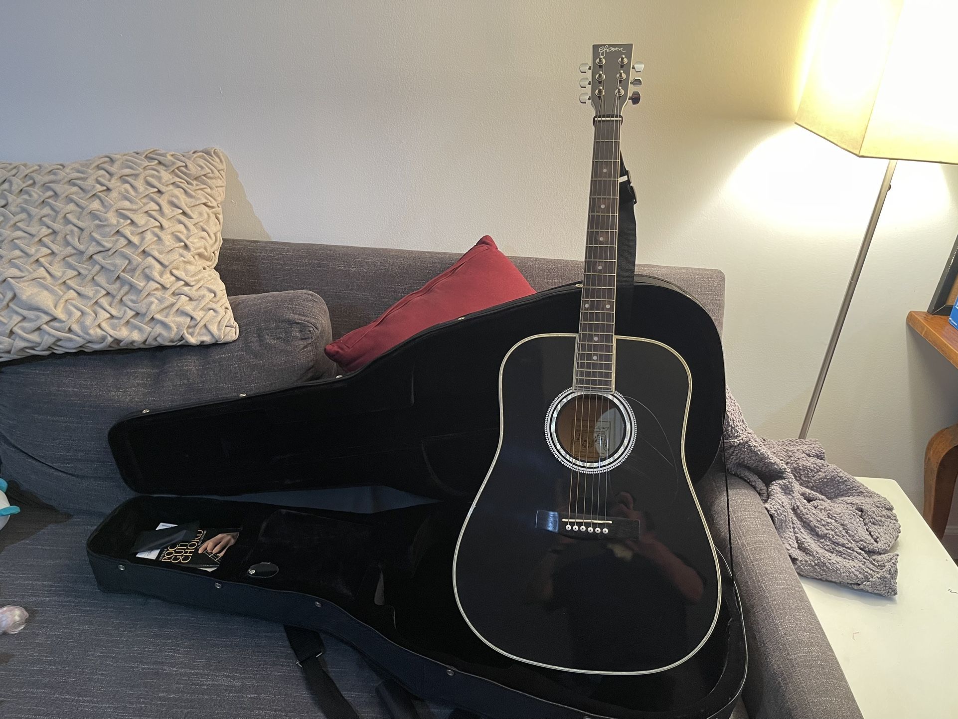 Acoustic/electric Guitar 