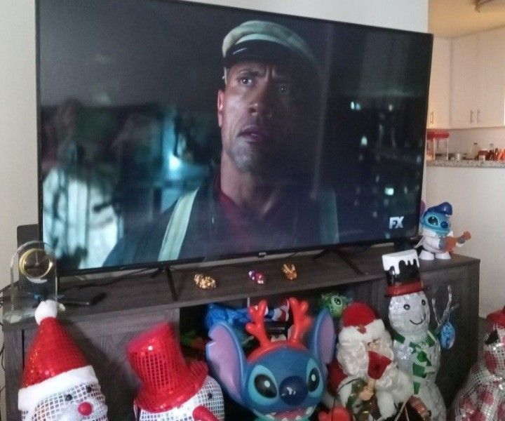 Roku T.V. 65"