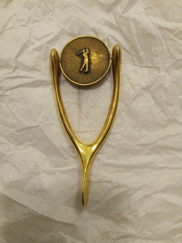 VINTAGE HOLE IN ONE WISH BONE METAL GOLF SCULPTURE