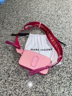 BRAND NEW LIMITED EDITION MARC JACOBS PINK CROSSBODY BAG