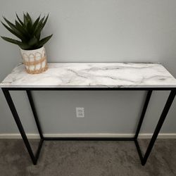 Faux Marble Side Table/Entryway Table/Sofa Table/Bar Table/Display Table/Hallway Table. NOT heavy!Easy To Carry! Feel Free To Msg Me Anytime!