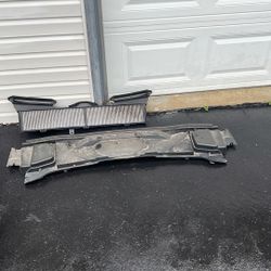 Bmw 325i Black Plastic Hood Cover and Air Filter System