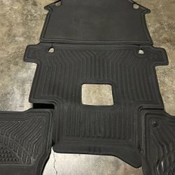 Floor Mat For Volvo VNL670 Manual Shift