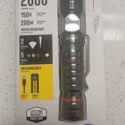 COAST ● 2000 Lumen ● Flashlighy