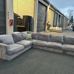 Sectional Couch 