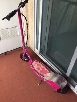Razor scooter eléctrico algunos raspones