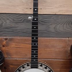 1978 Deering Intermediate 5 string banjo