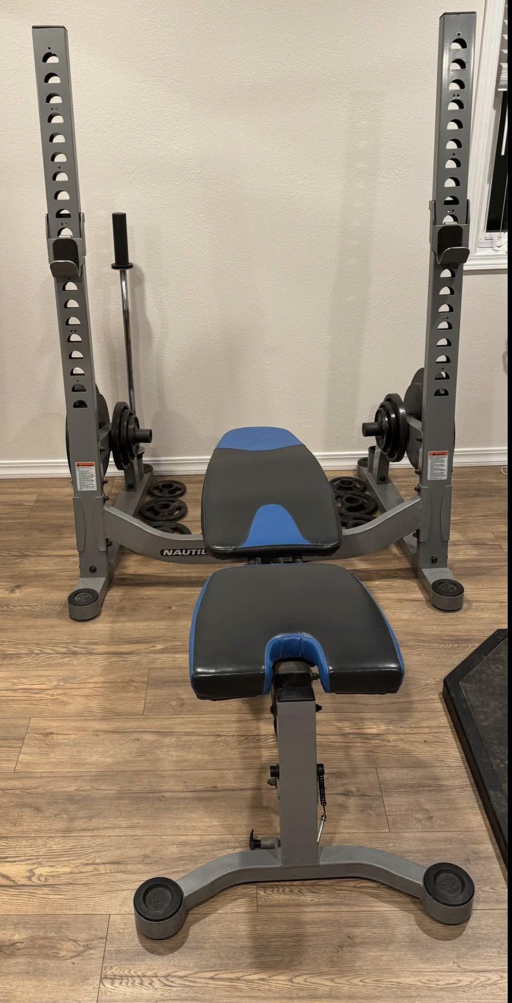 🏋️♂️ Nautilus Adjustable Weight Bench + Squat Rack + Olympic Bar + Plates - Home Gym Setup