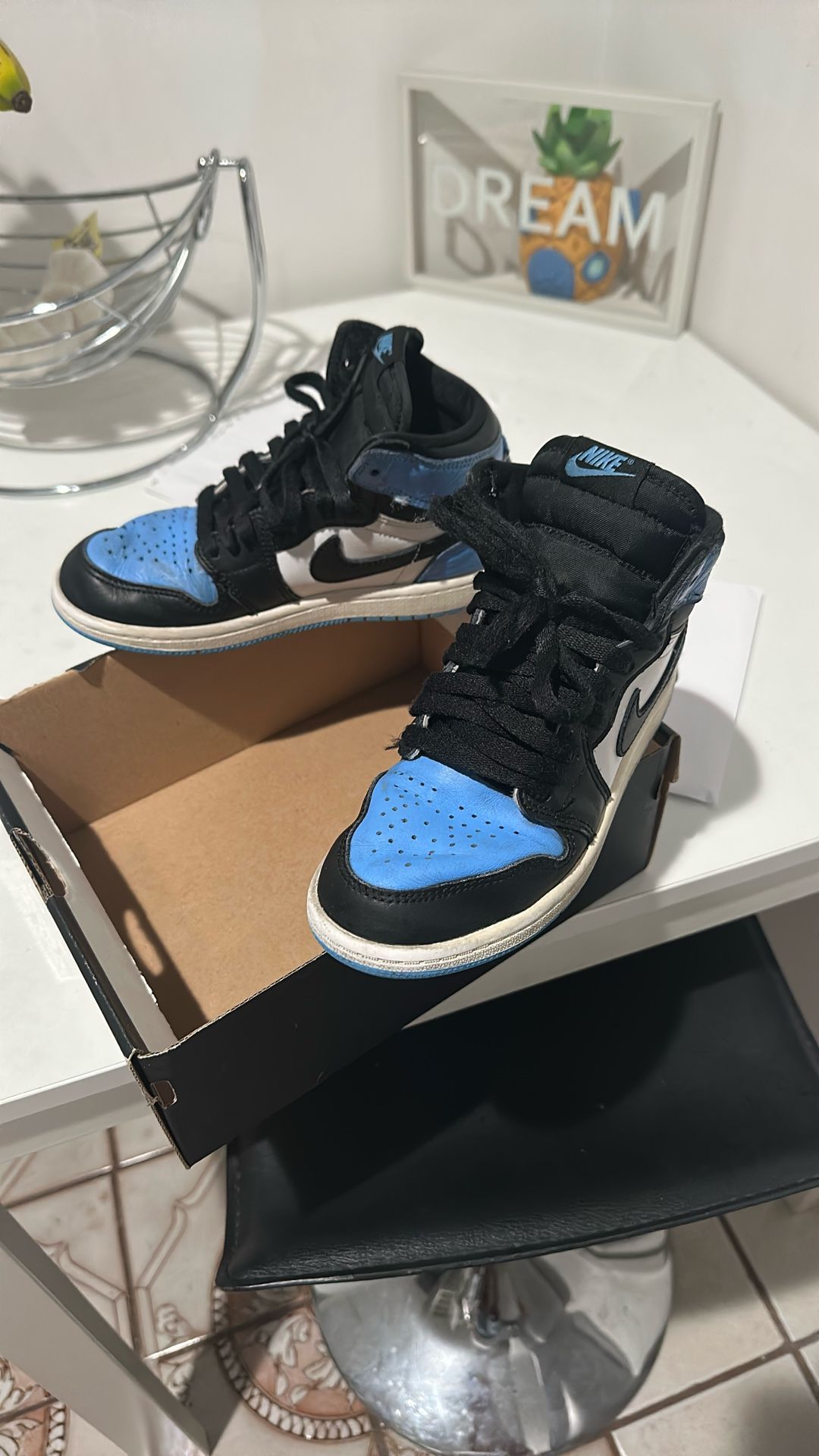 Jordan 1 USC Blue 2Y