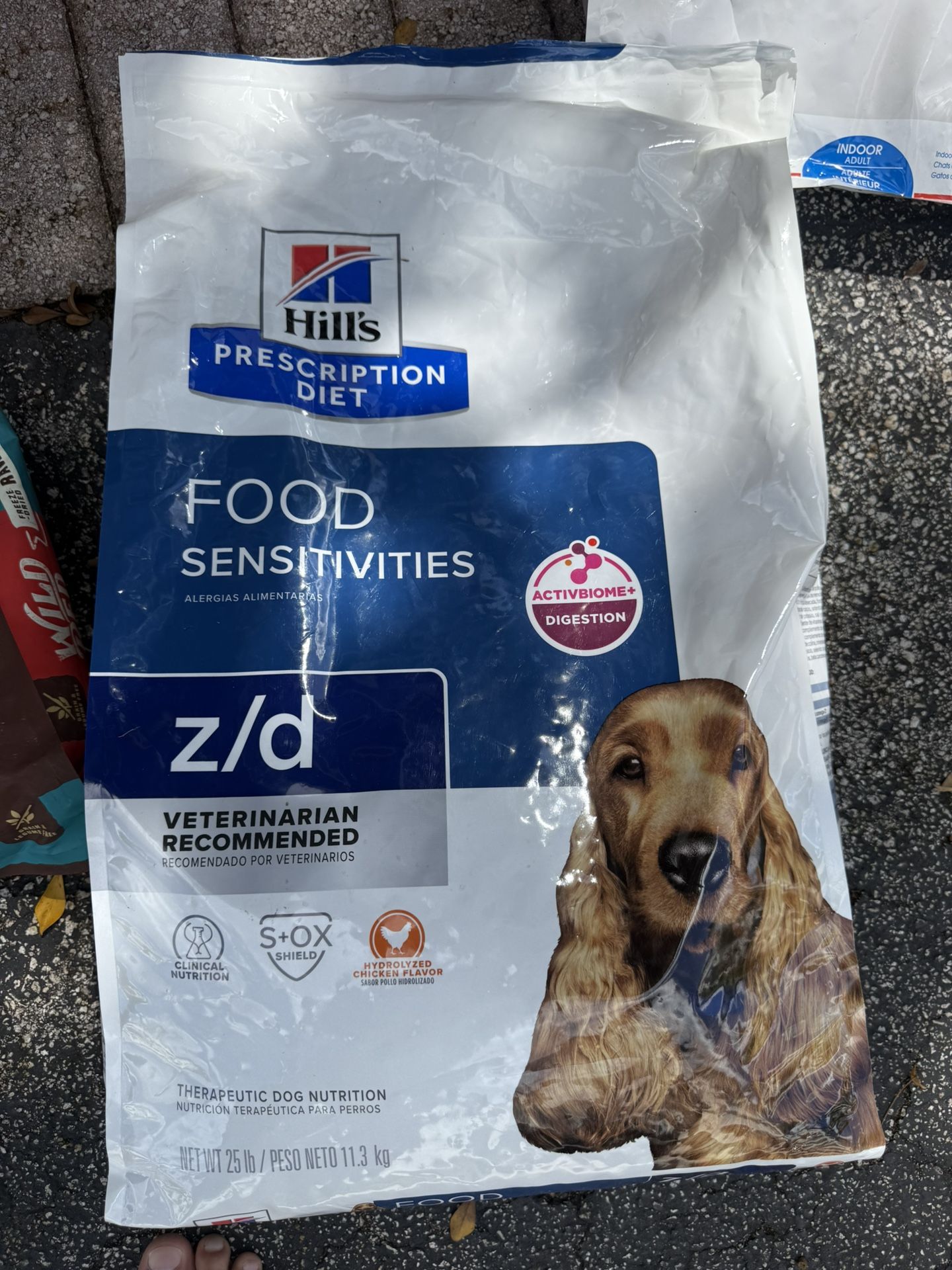 Dog 🐕 & Cat 🐈 Food 
