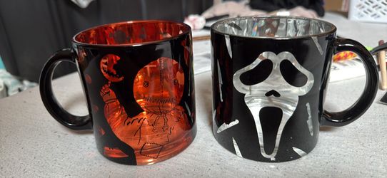 Halloween Misc Cups/Decor