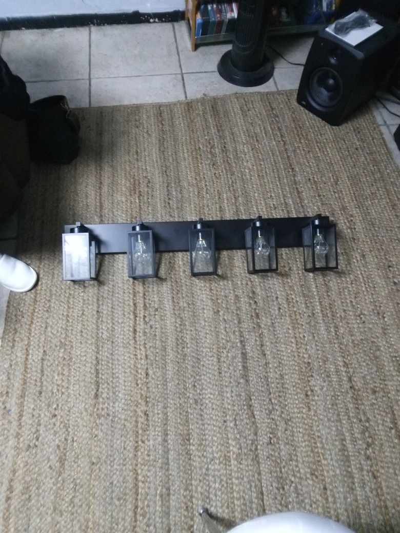 Bathroom Light W/ Led Bulbs