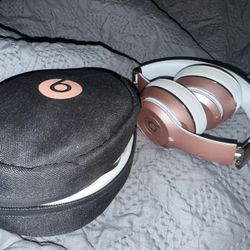 Rose Gold Solo 3 Beats 