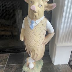 Pig Statue 