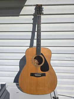 Yamaha FG-340 Vintage Acoustic Guitar Made in Taiwan