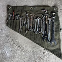 21 PIECE CRESCENT WRENCH SET