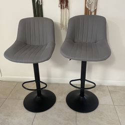 Set of 2 Modern Adjustable Bar Stools – Gray (5/10 Condition)
