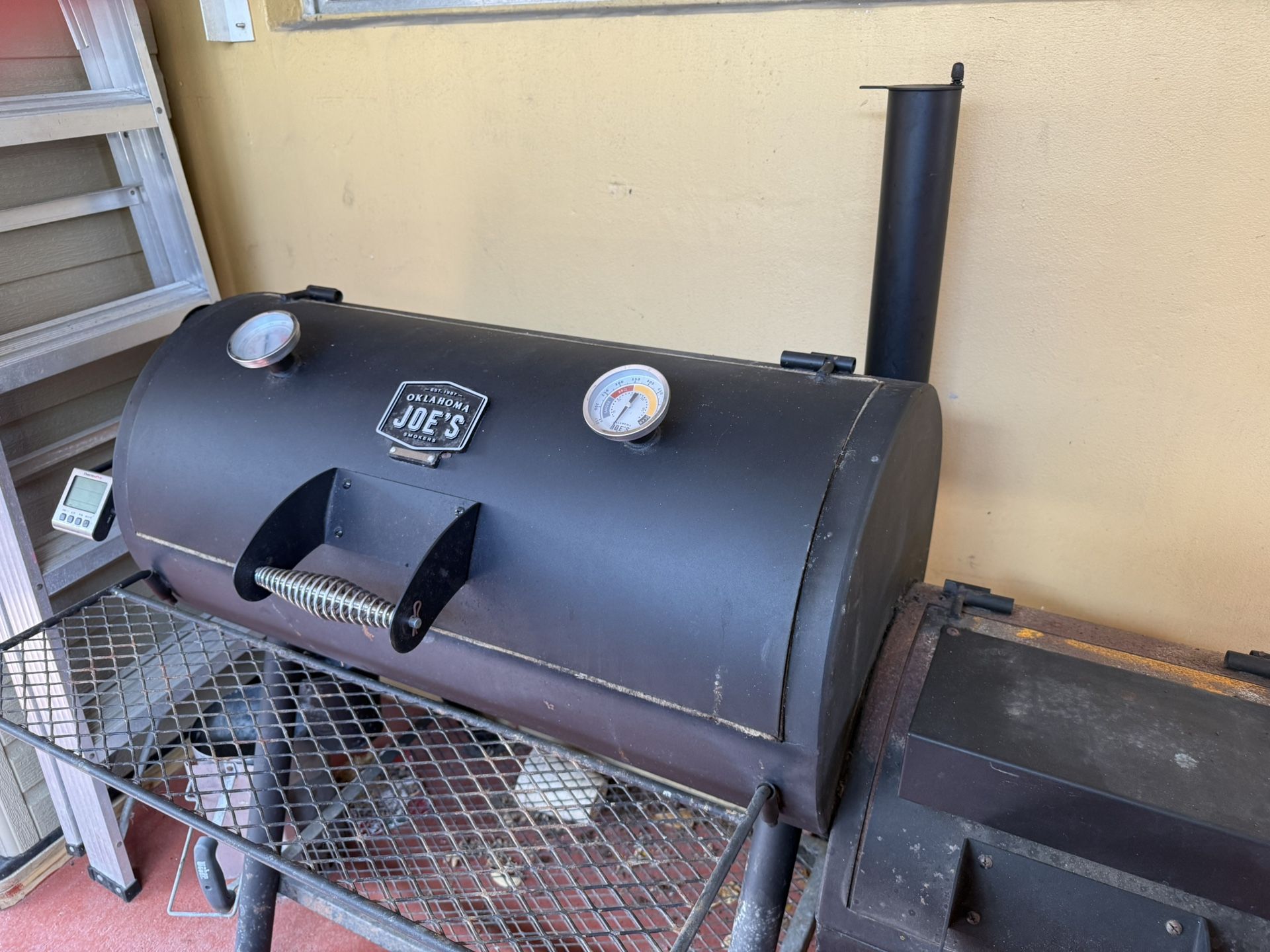 BBQ Smoker