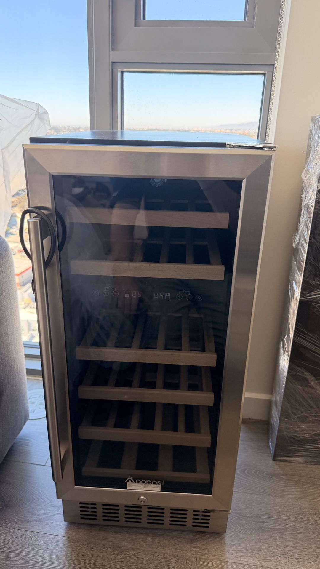 Wine Fridge for Sale – $100