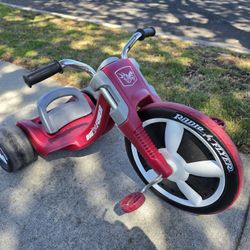 Radio Flyer Big Wheel