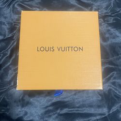 Louis Vuitton belt