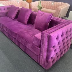 purple sofa，$580