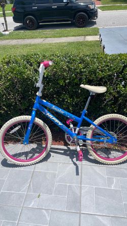 blue and pink huffy bike 20 inches