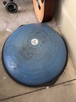 Bosu balance trainer