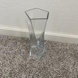 Vase - Glass - Flower Vase - Home Decor - 10”in Tall 