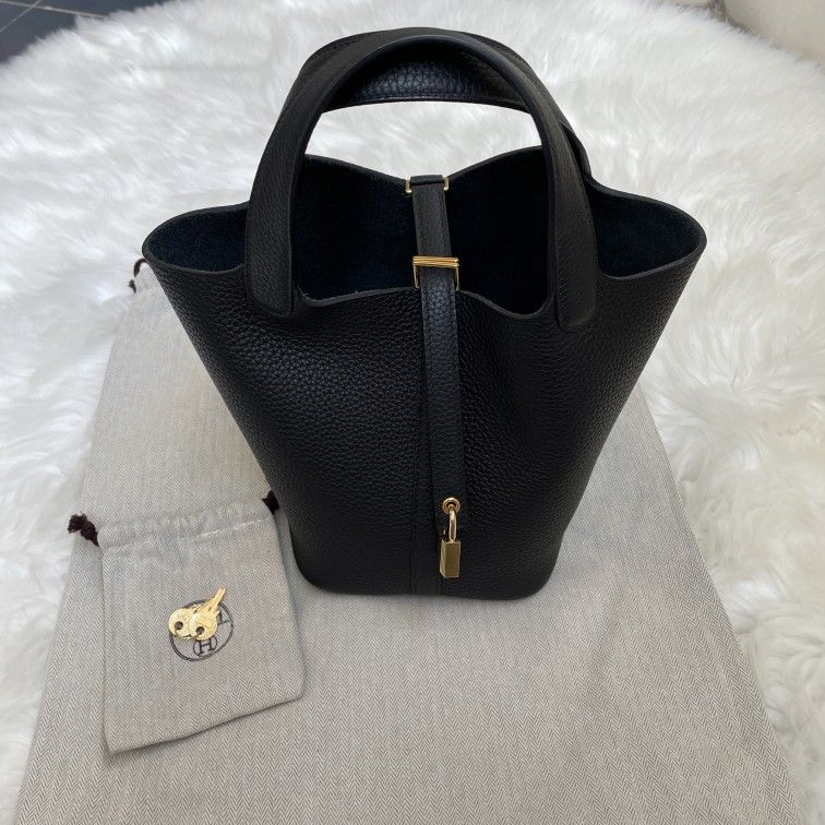 Hermes Taurillon Clemence Picotin Lock 18  Beton Handbag