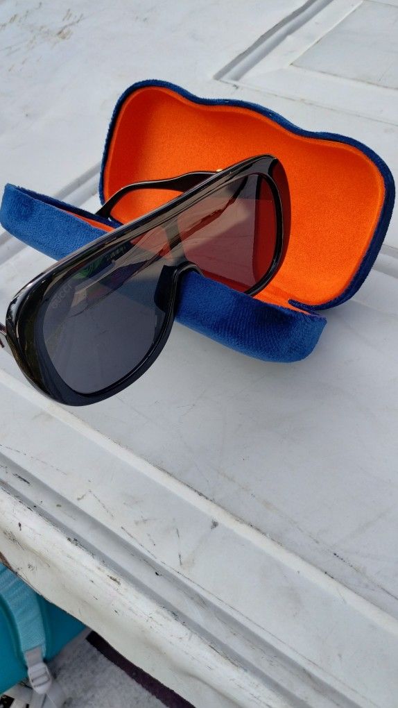 Gucci Women Sunglasses