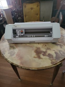 Silhouette Cameo 4 Digital Cutting Machine