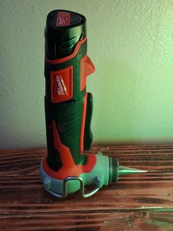 Milwaukee M12 ProPEX Expansion Tool (Model 2432-20)