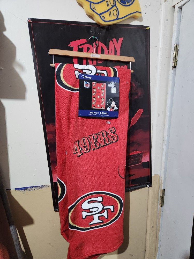 Disney's Mickey mouse 49ers beach towel