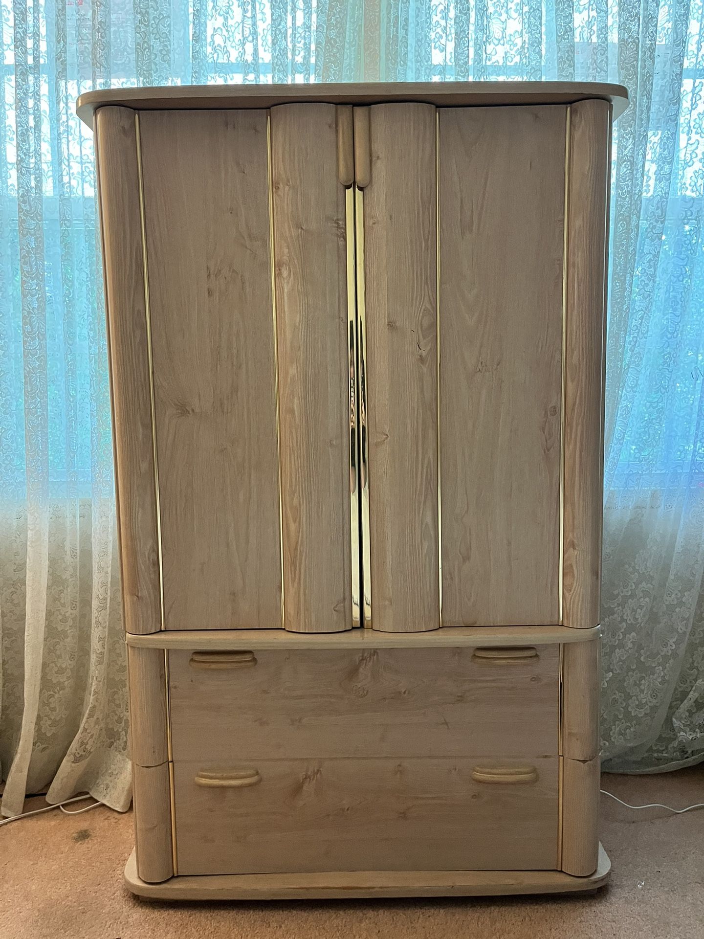Armoire