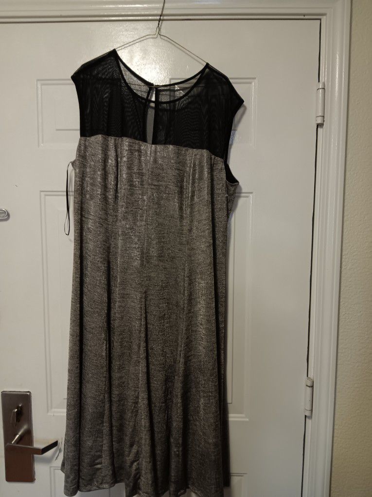 Women's Sleeveless Dress Size 20W 