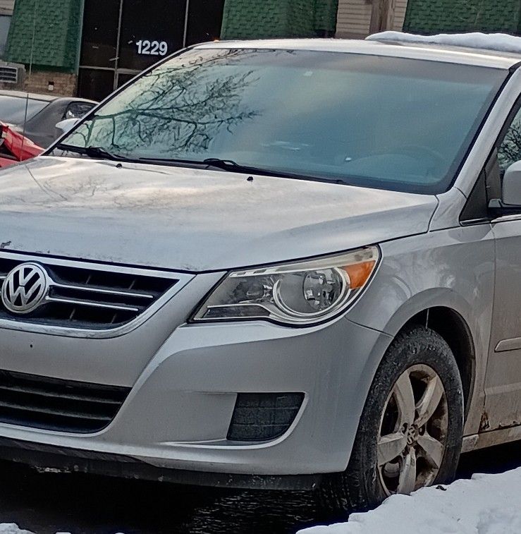 2009 Volkswagen Routan