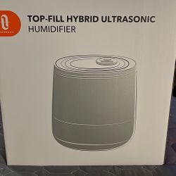 humidifiers, 2 PCs 