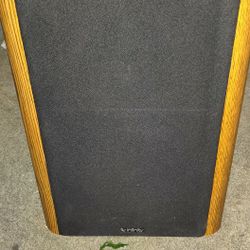 INFINITY BOOKSHELF SPEAKER 2600