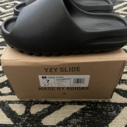 Yeezy Slides