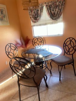 Round glass dining table