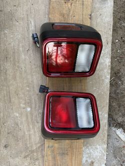 2020-2025 Jeep Gladiator Genuine OEM Mopar Tailights