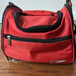 Samsonite Take It All Back, Make Up Or Toiletry Bag Red With All Accessories Shown