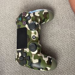 PS4 Controller