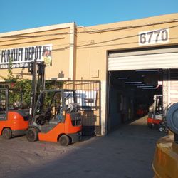 FORKLIFT TOYOTA $7.500